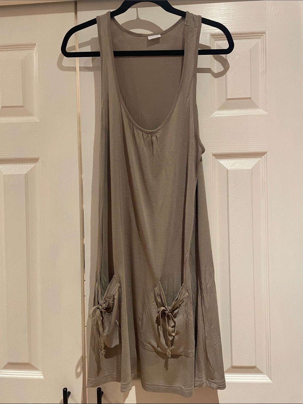 Women’s Taupe Sleeveless Pocket Dress Top by Lascana  med (40)